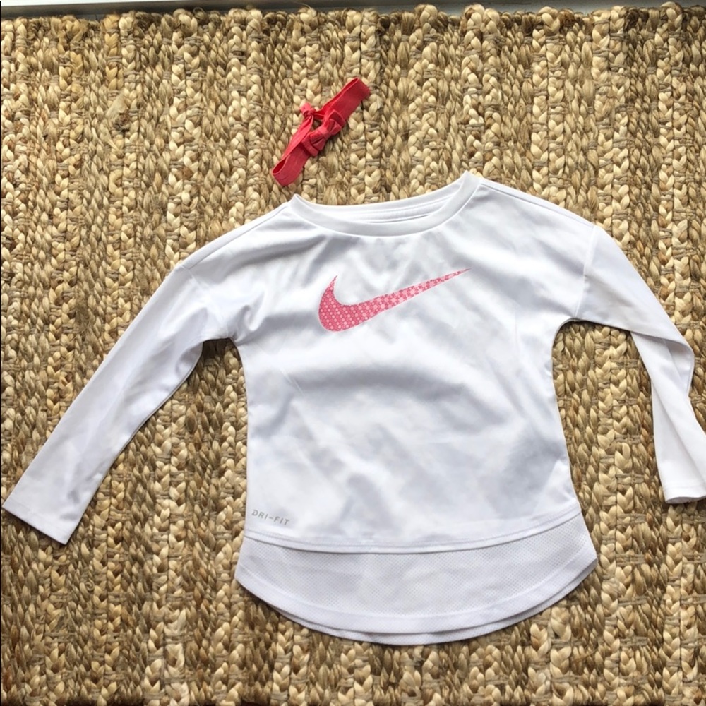 2T White Nike long sleeve